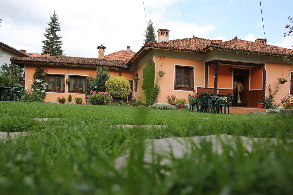 Bobi Guest House Koprivshtitsa Esterno foto